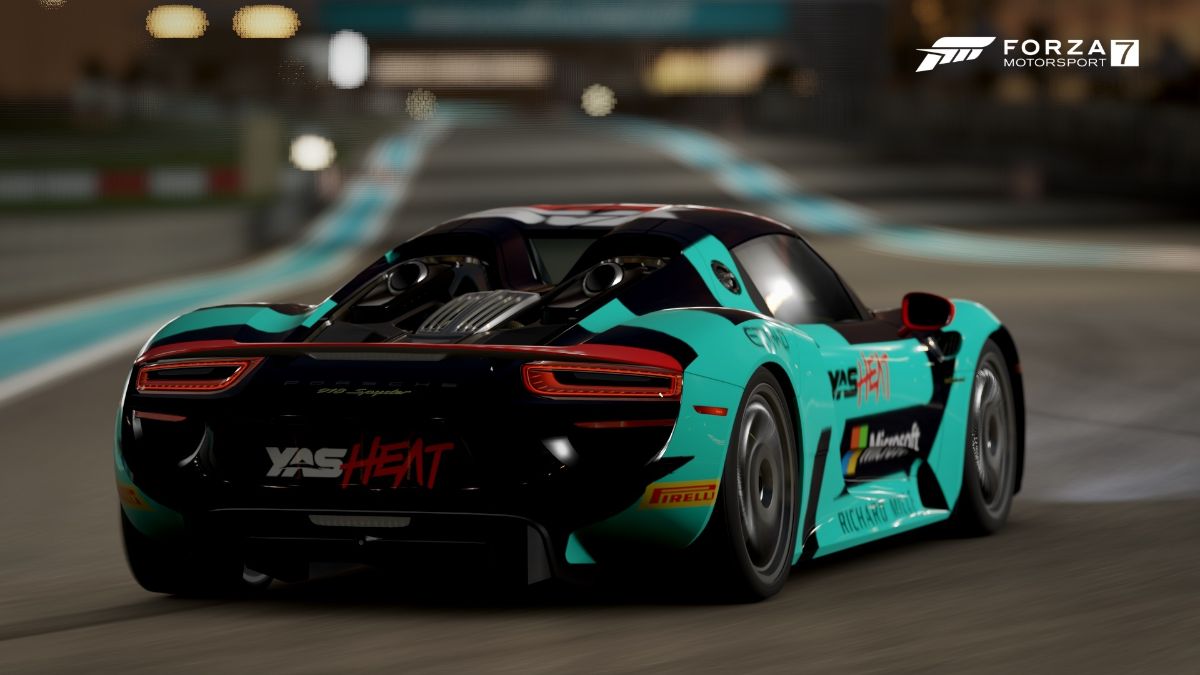 world-class-drivers-go-head-to-head-in-the-microsoft-gp-–-powered-by-yas-heat