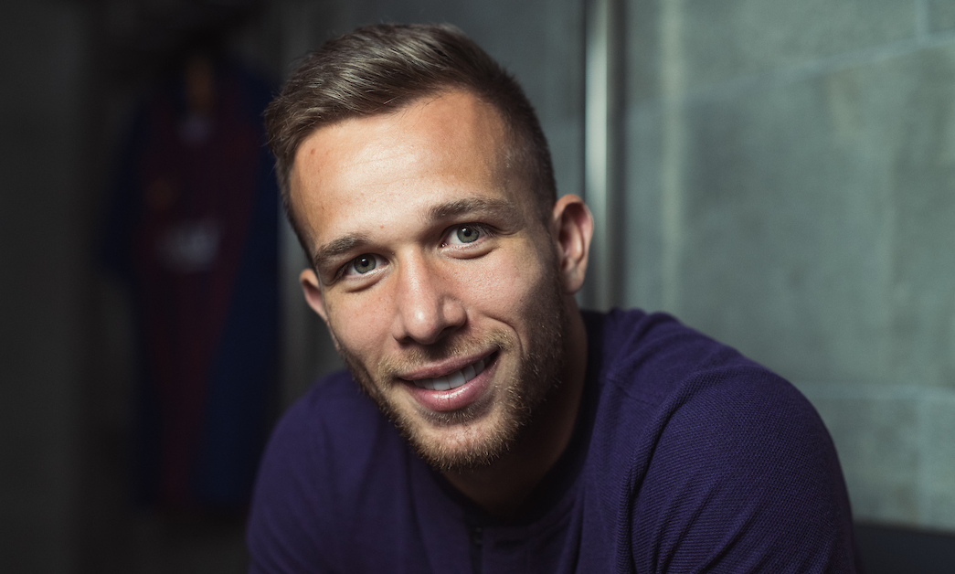 uk-gaming-company-secures-brazilian-international-footballer-ambassador