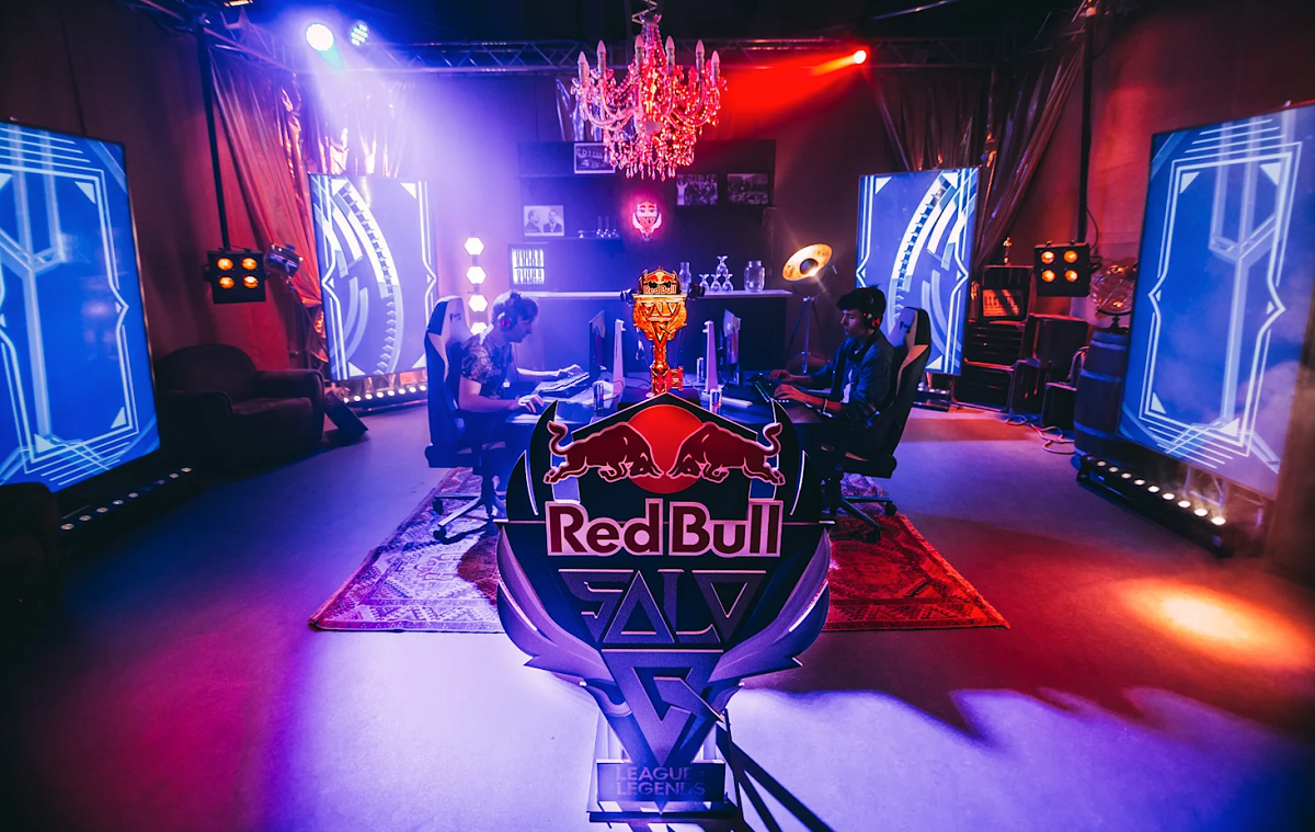 red-bull-teams-up-with-challengermode-to-host-red-bull-solo-q-tournament