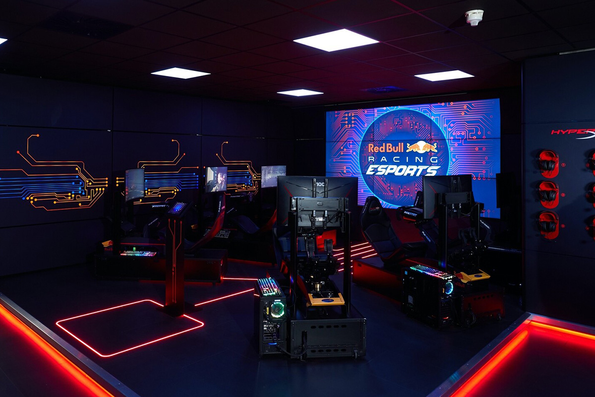 hyperx-becomes-official-peripheral-partner-of-red-bull-racing-esports-team