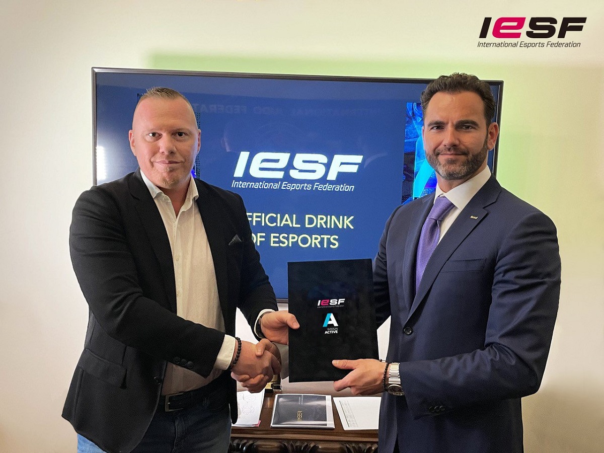 iesf-partners-with-immun-active-as-official-beverage