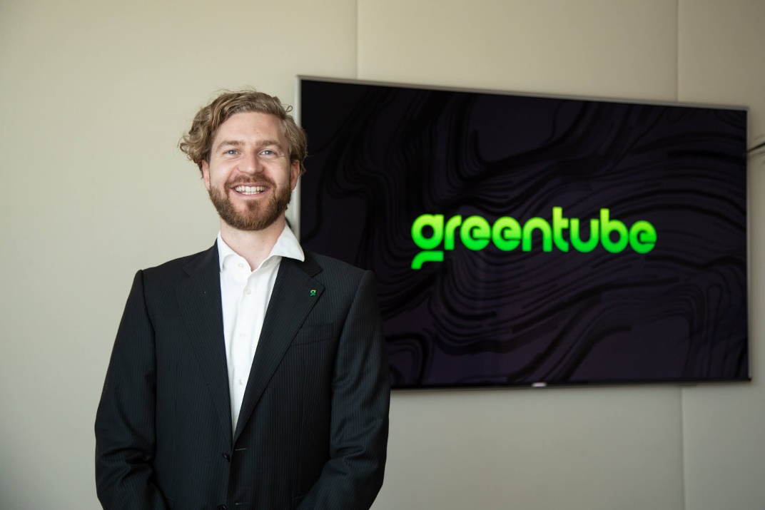 greentube-turns-up-the-heat-in-cash-connection-–-sizzling-hot
