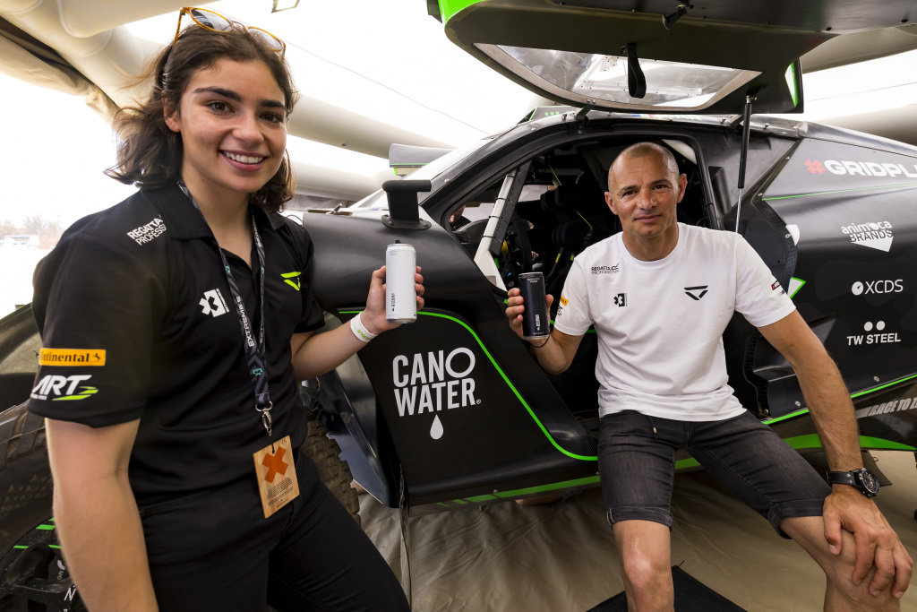 veloce-racing-reveals-cano-water-partnership-for-ocean-x-prix