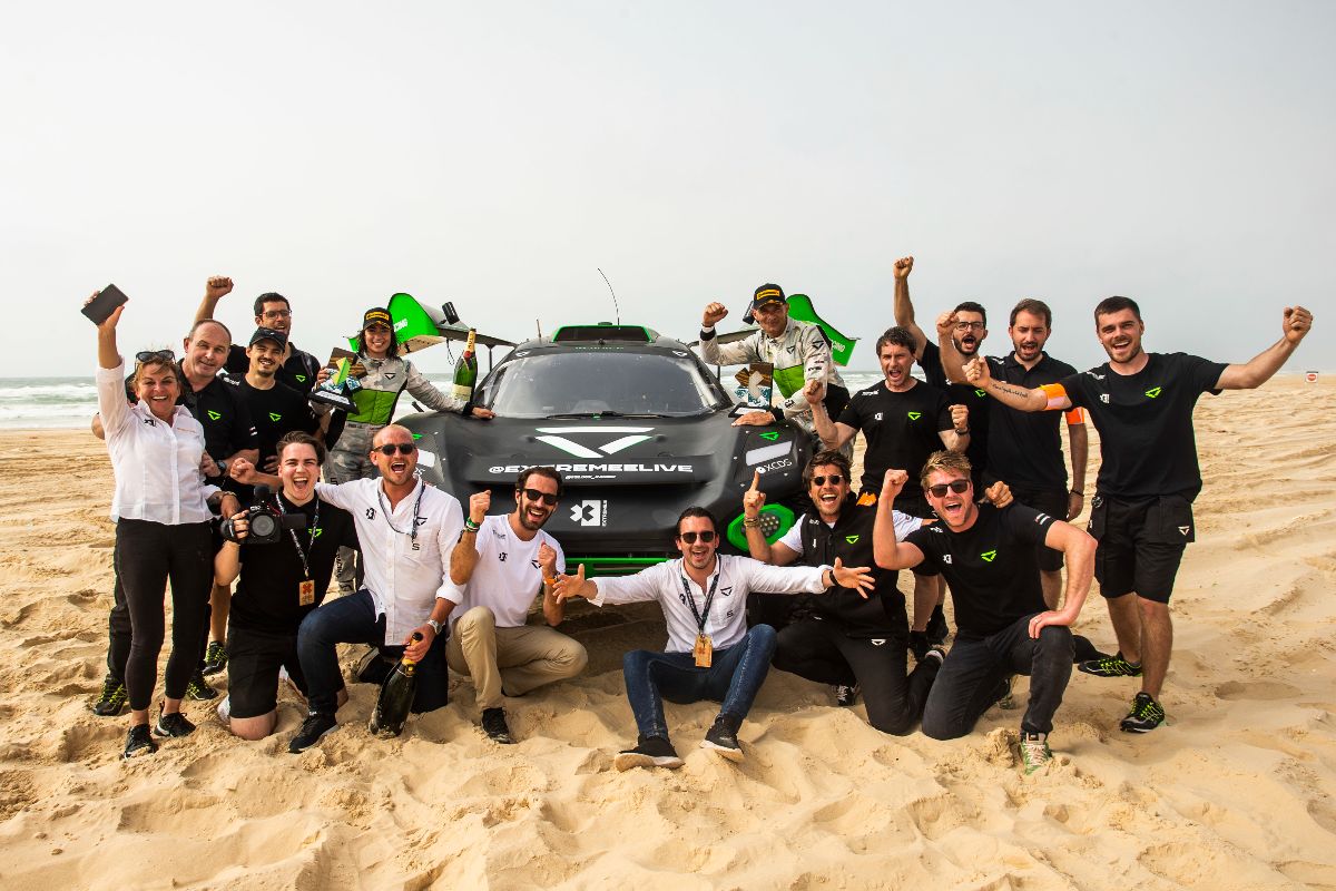 redemption-day-for-veloce-racing:-chadwick-and-sarrazin-back-in-business-to-claim-second-place-at-ocean-x-prix