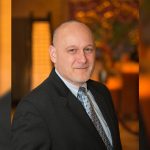 mohegan-gaming-&-entertainment-appoints-ray-pineault-as-president-and-ceo