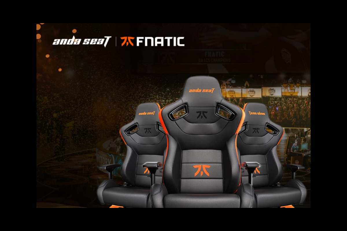 to-celebrate-the-esport-lec-2021-summer-playoffs-championship,-andaseat-is-offering-a-free-gaming-desk-to-customers-who-purchase-its-fnatic-gaming-chair-during-the-competition-if-fnatic-wins