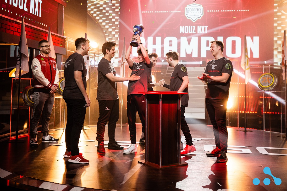 team-mouz-nxt-is-the-winner-of-weplay-academy-league-season-1
