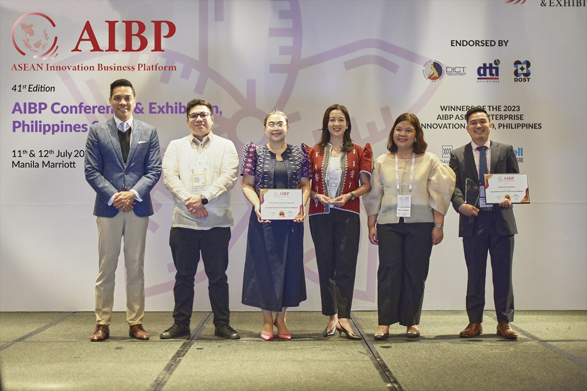 megaworld-corporation-and-metro-pacific-investments-corporation-win-2023-asean-enterprise-innovation-award,-showcasing-projects-that-improve-public-safety-and-healthcare-access