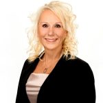 capstreet-backed-informativ-names-longtime-saas-executive-kimberly-lang-as-chief-operating-officer
