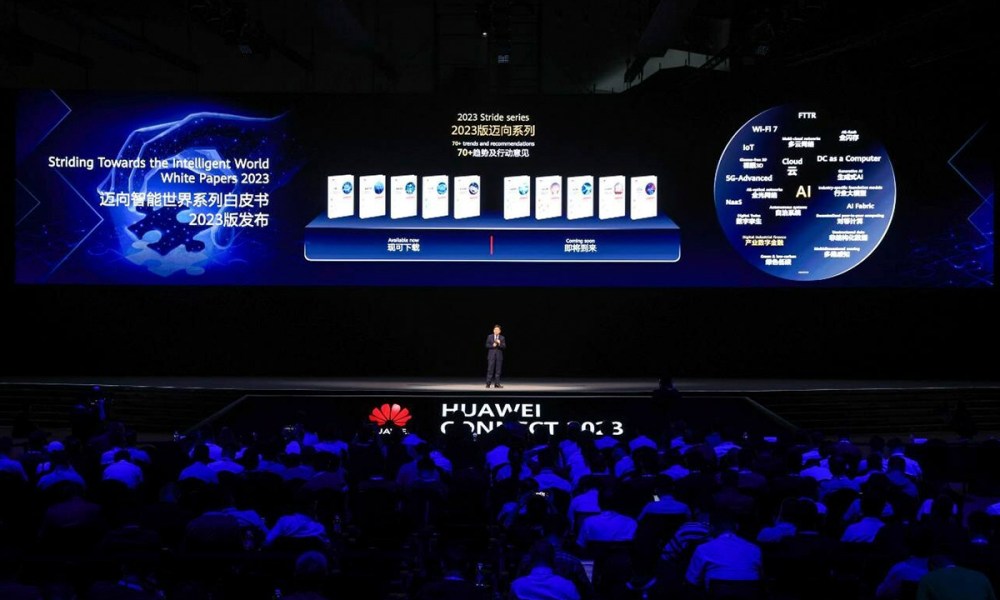 huawei-releases-white-paper-“striding-towards-an-intelligent-world”-for-the-financial-industry