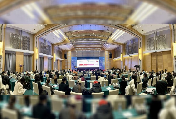 conference-flags-sustainable-issues-in-development-of-fashion-industry
