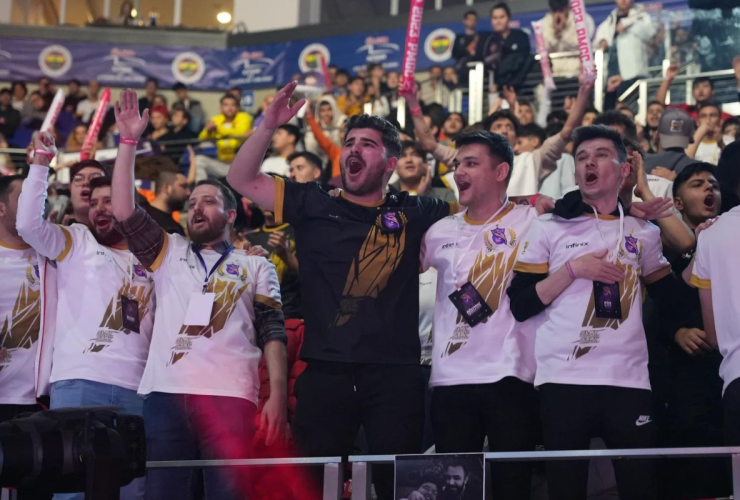 pubg-mobile-global-championship-grand-finals-day-2:-alpha-7-take-the-lead,-d’xavier-in-close-second