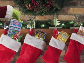 it’s-okay-to-be-a-grinch:-be-#giftsmart-and-snatch-scratch-&-win-tickets-from-kids’-stockings