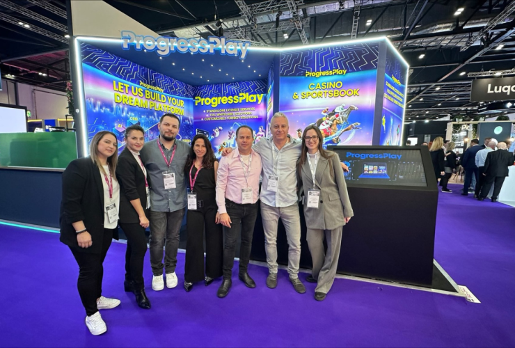progressplay-standalone-technology-stands-tall-at-ice