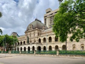 queensland-parliament-passes-new-laws-restricting-cash-gambling-at-casinos
