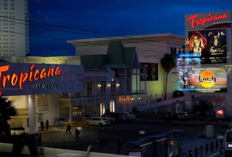 with-the-tropicana-closed,-will-the-a’s-find-love-in-las-vegas-at-that-site?