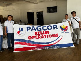 pagcor-braves-floods-to-help-disaster-hit-communities