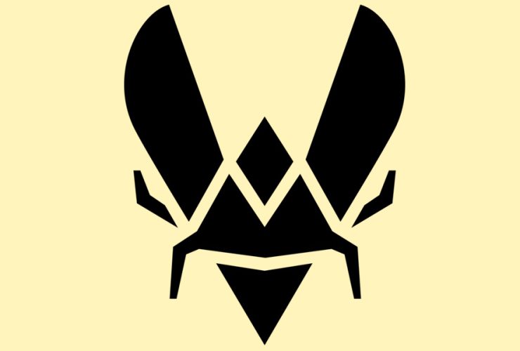 team-vitality-academy-team-wins-the-league-of-legends-tournament,-banque-postale-coupe-de-france