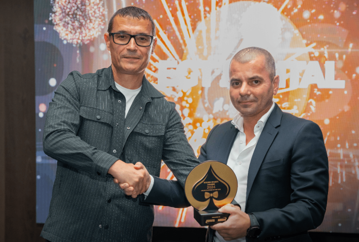 egt-digital’s-x-nave-named-“online-platform-of-the-year”-at-the-golden-spade’s-awards-2024