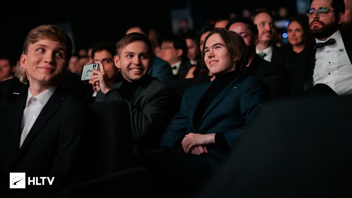 danil-“donk”-kryshkovets-crowned-player-of-the-year,-taking-home-four-trophies-at-hltv-awards-presented-by-1xbet