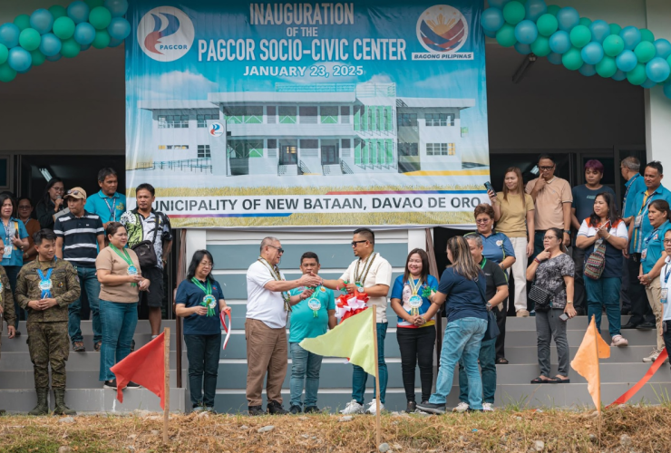 pagcor-inaugurates-two-socio-civic-centers-in-davao-de-oro