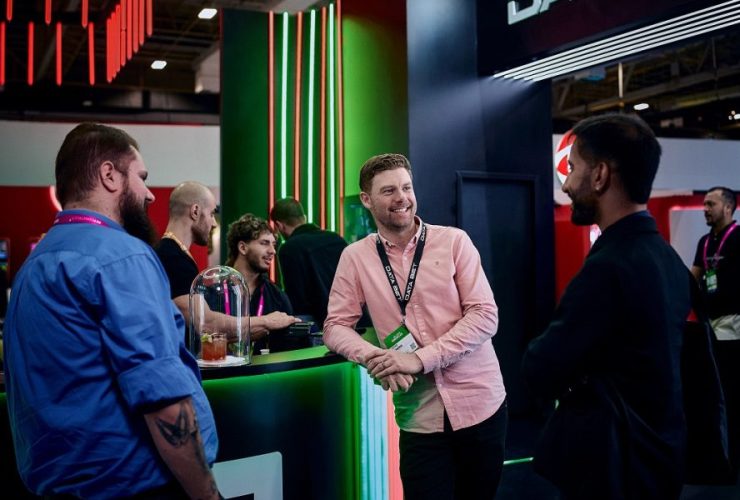 data.bet-makes-successful-stand-debut-at-bis-sigma-americas-2025