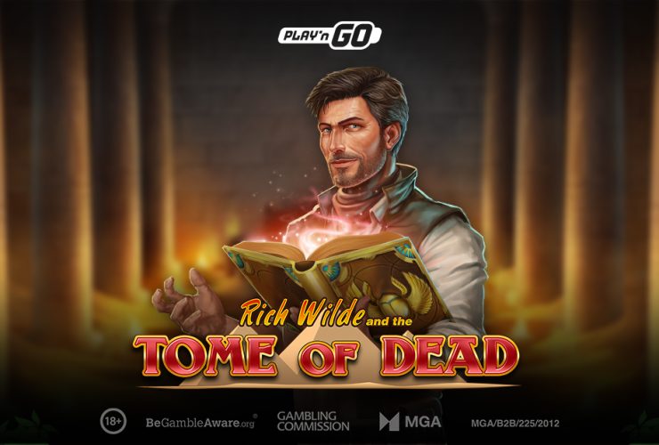 rich-wilde-opens-the-tome-of-dead