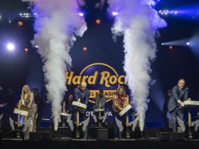 hard-rock-hotel-&-casino-ottawa-opens-with-legendary-guitar-smash-and-star-studded-celebration