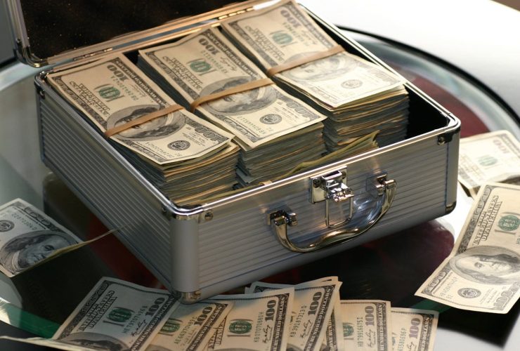 lucky-player-rings-in-2026-with-$1.6-million-baccarat-jackpot-at-encore-boston-harbor