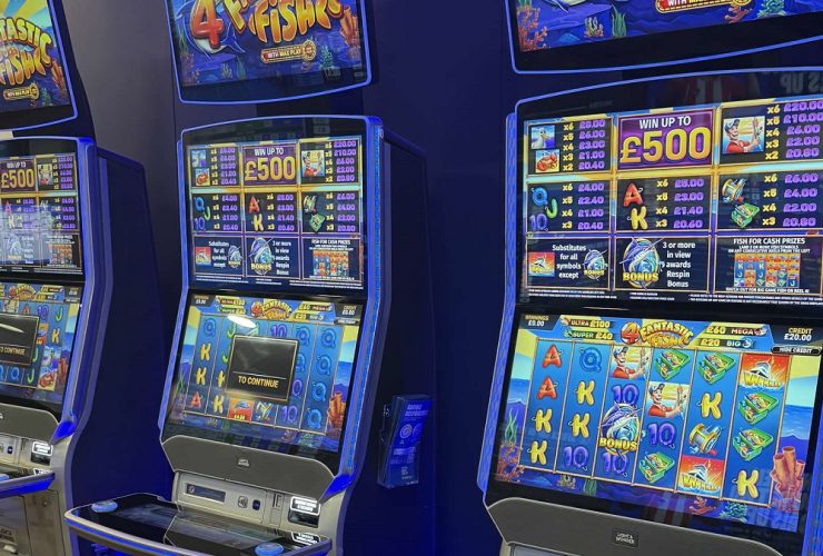 4theplayer-teams-up-with-entain-for-uk-retail-launch-of-player-favourite-slots