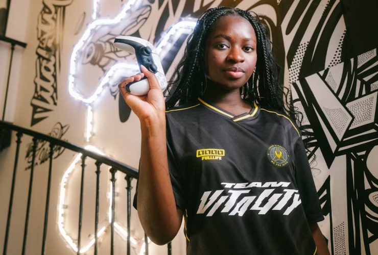team-vitality-signs-16-year-old-tekken-8-prodigy-neia-to-fighting-games-roster