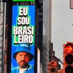 esportes-da-sorte-runs-world-cup-fan-chant-spot-on-times-square-screens