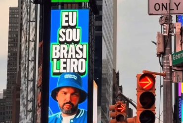 esportes-da-sorte-runs-world-cup-fan-chant-spot-on-times-square-screens