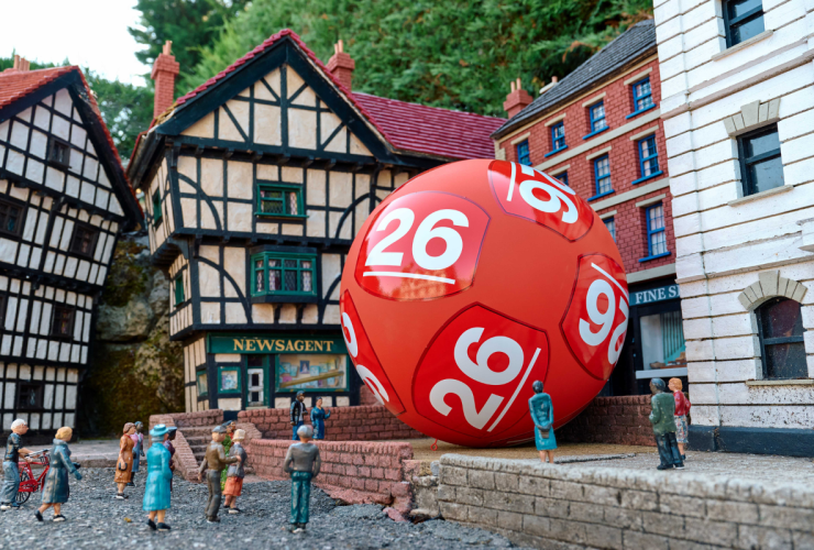 national-lottery-starts-uk-powerball-sales-ahead-of-300m-first-draw
