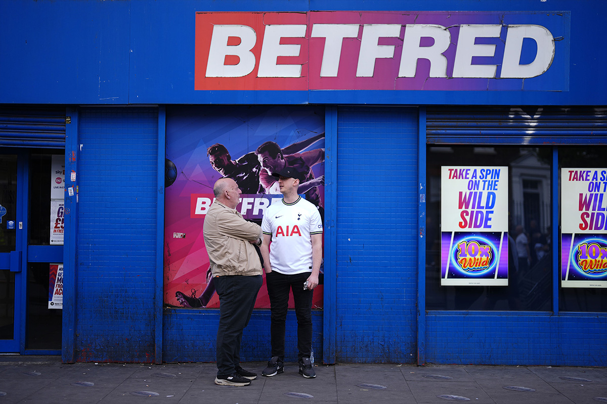 betfred-to-close-132-betting-shops